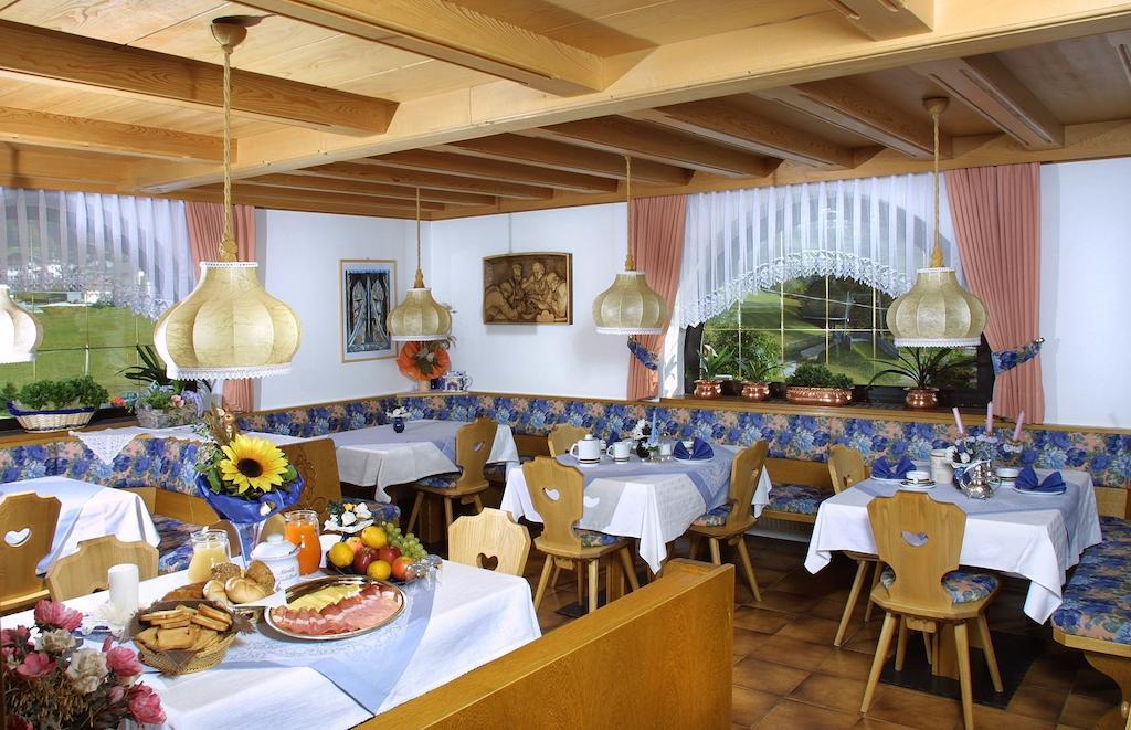 Garni La Majon Otel Selva di Val Gardena Dış mekan fotoğraf